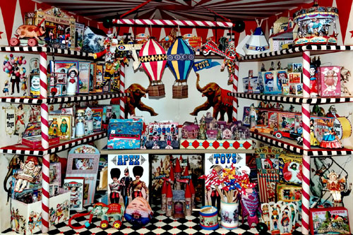 Sample photo completed 1:12 Vintage Toy Shop